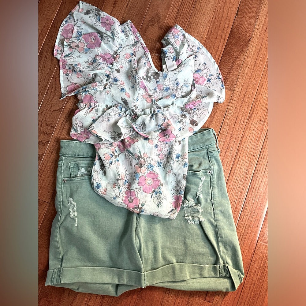 Top and coordinating Jean shorts
